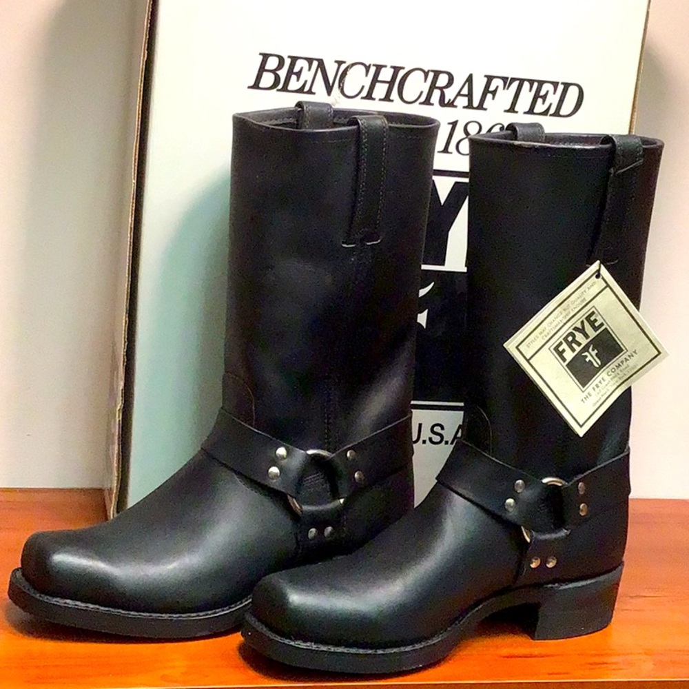 FRYE - Black leather Harness Boot